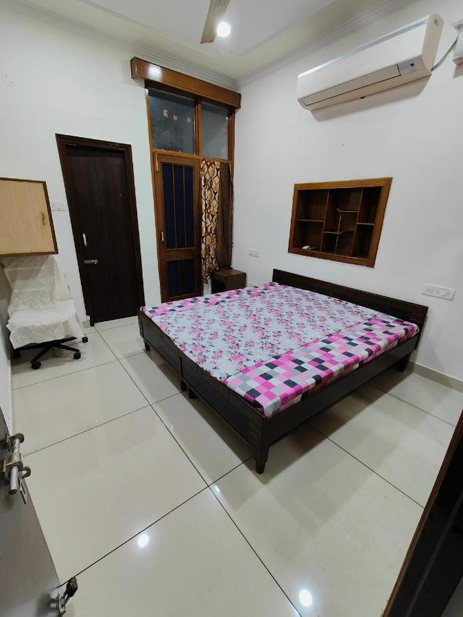 Chandigarh Home * Chandigarh